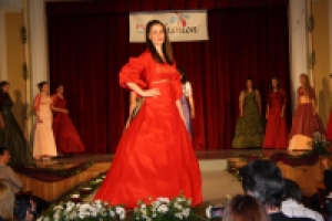 292425_418497661528464_260435346_n