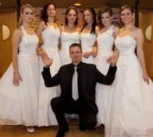 304165_239594892768077_100001527051239_687978_1735678382_n