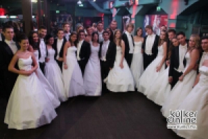 374687_240743089326580_100001726716539_642579_805349325_n